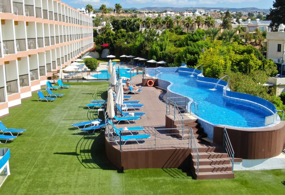 AVLIDA HOTEL